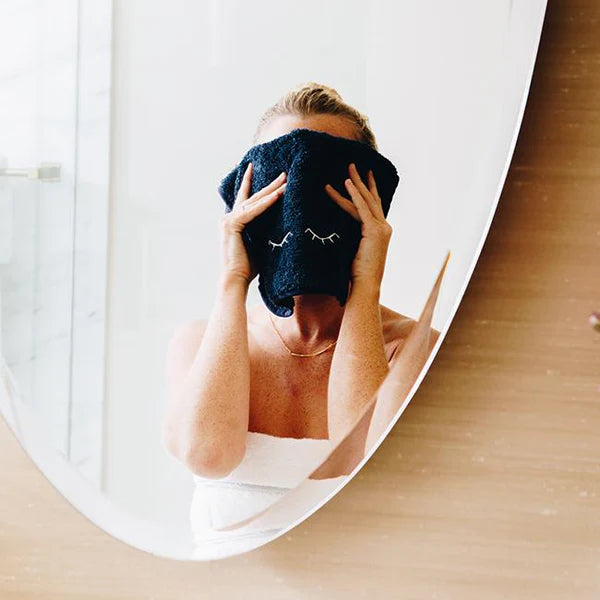 Weezie Eyelids Makeup Towels (pair)